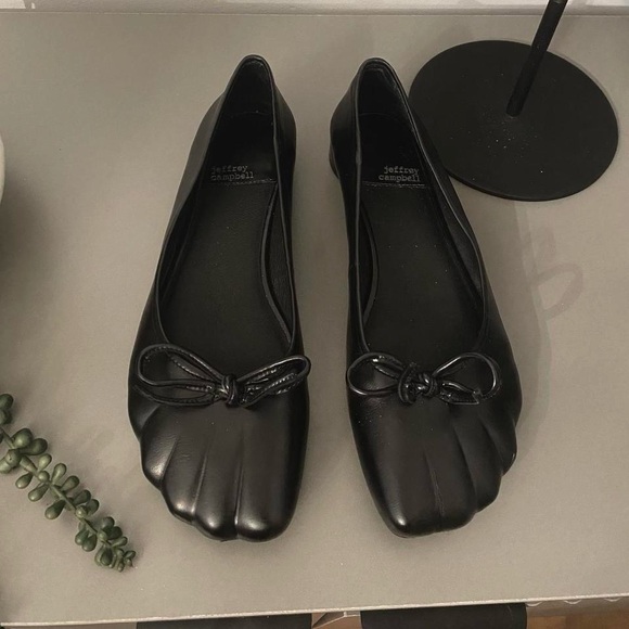 [SOLD] Jeffrey Campbell Footsy - Ballet Flats - Picture 5 of 6